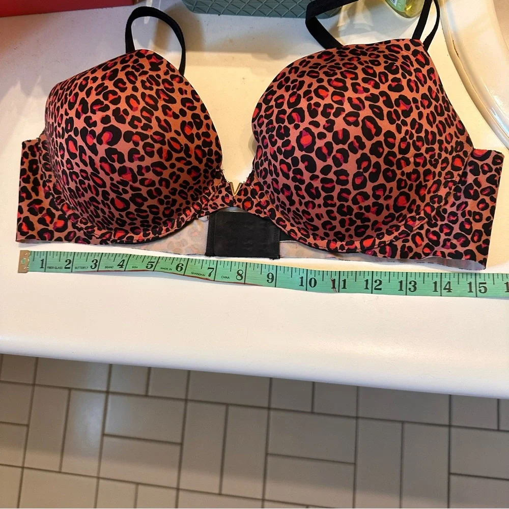 Victoria’s Secret push up bra pink leopard print - Picture 6 of 6
